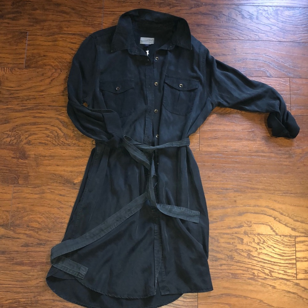 Universal Thread charcoal shirt dress. Size M. NWT
